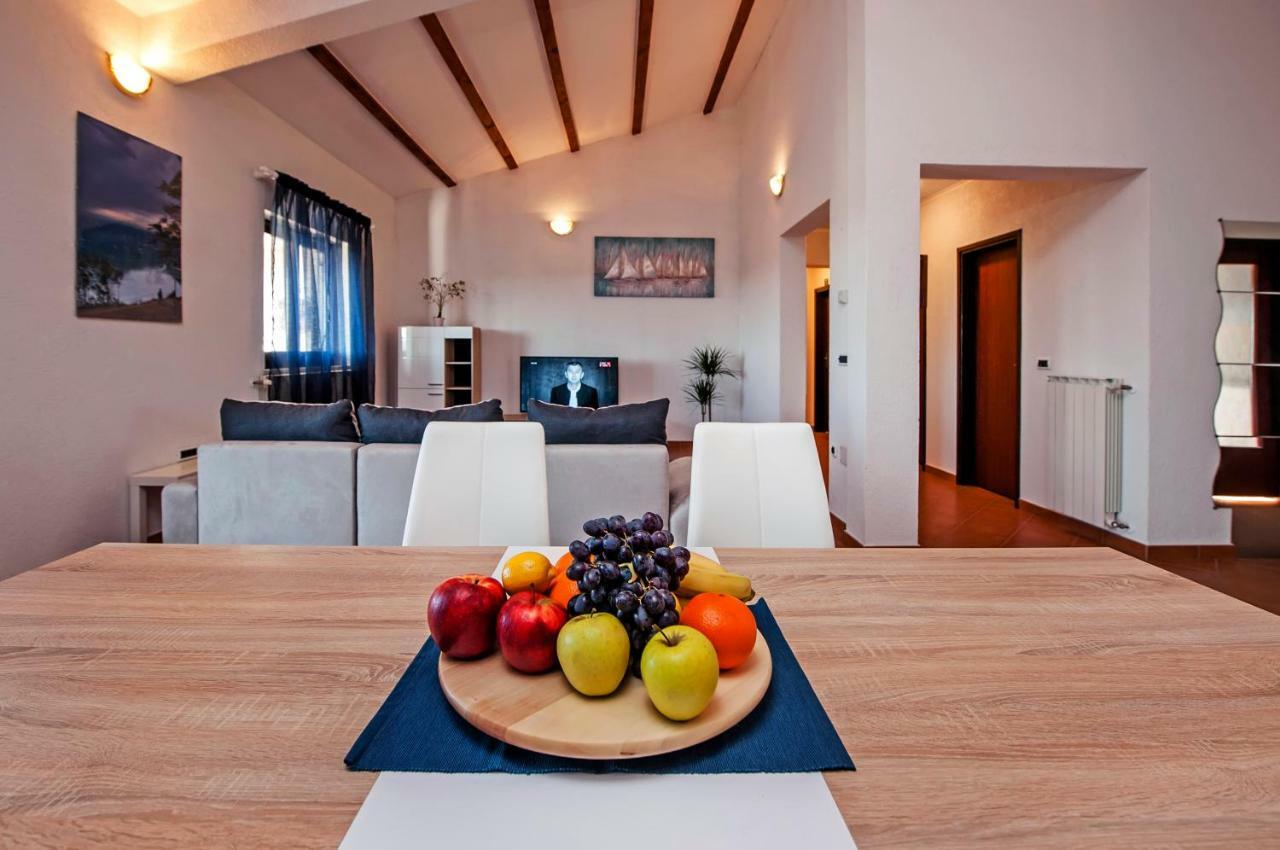 Apartment Bora Rovinj Buitenkant foto