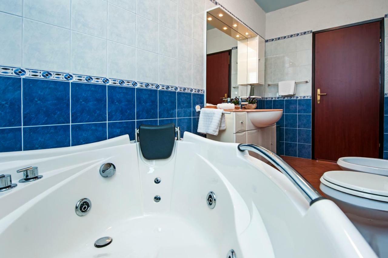 Apartment Bora Rovinj Buitenkant foto