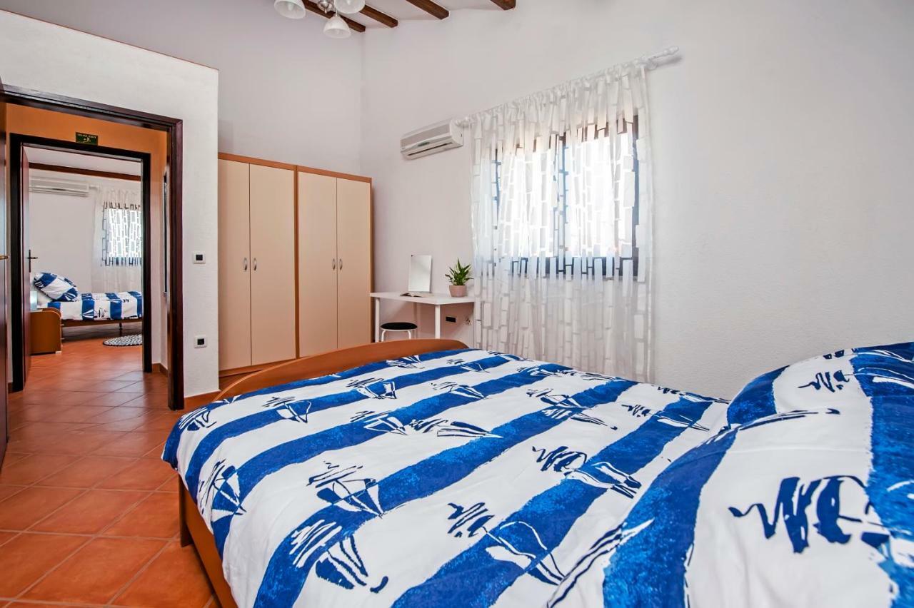 Apartment Bora Rovinj Buitenkant foto